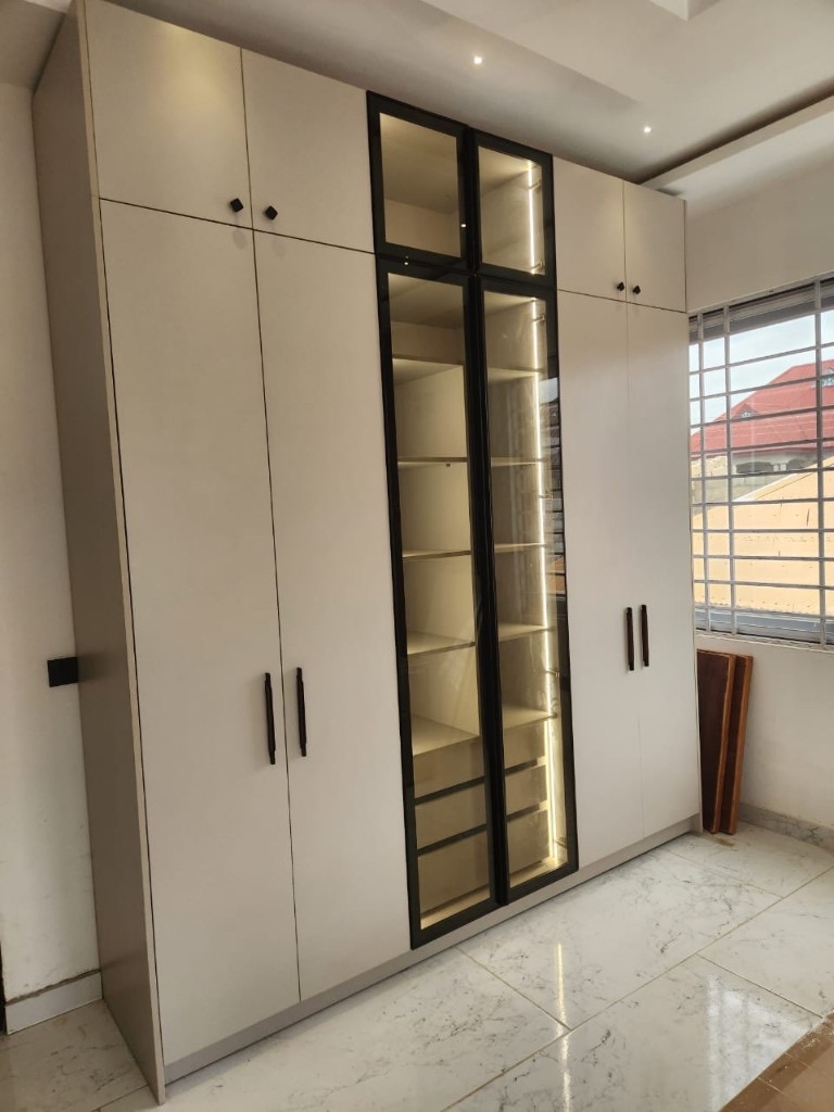 Fort Interior wardrobes
